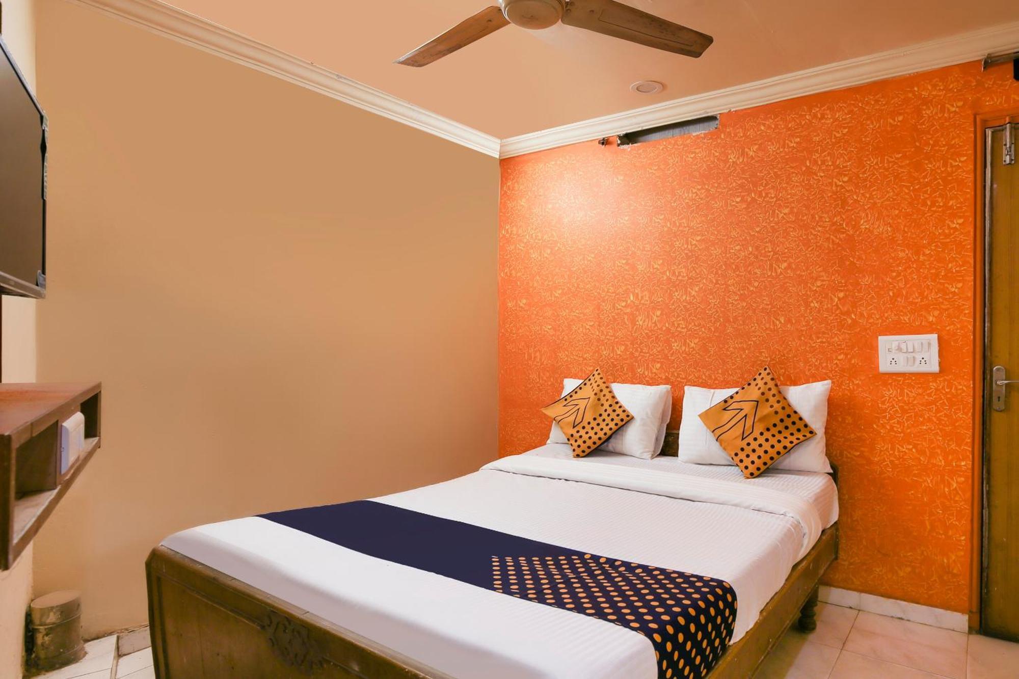 Hotel O Super Guest House Ahmedabad Ngoại thất bức ảnh