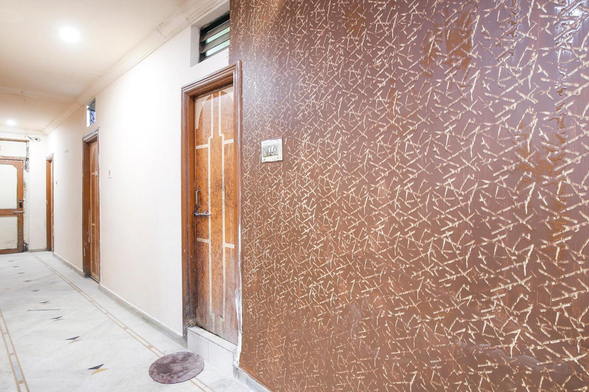 Hotel O Super Guest House Ahmedabad Ngoại thất bức ảnh