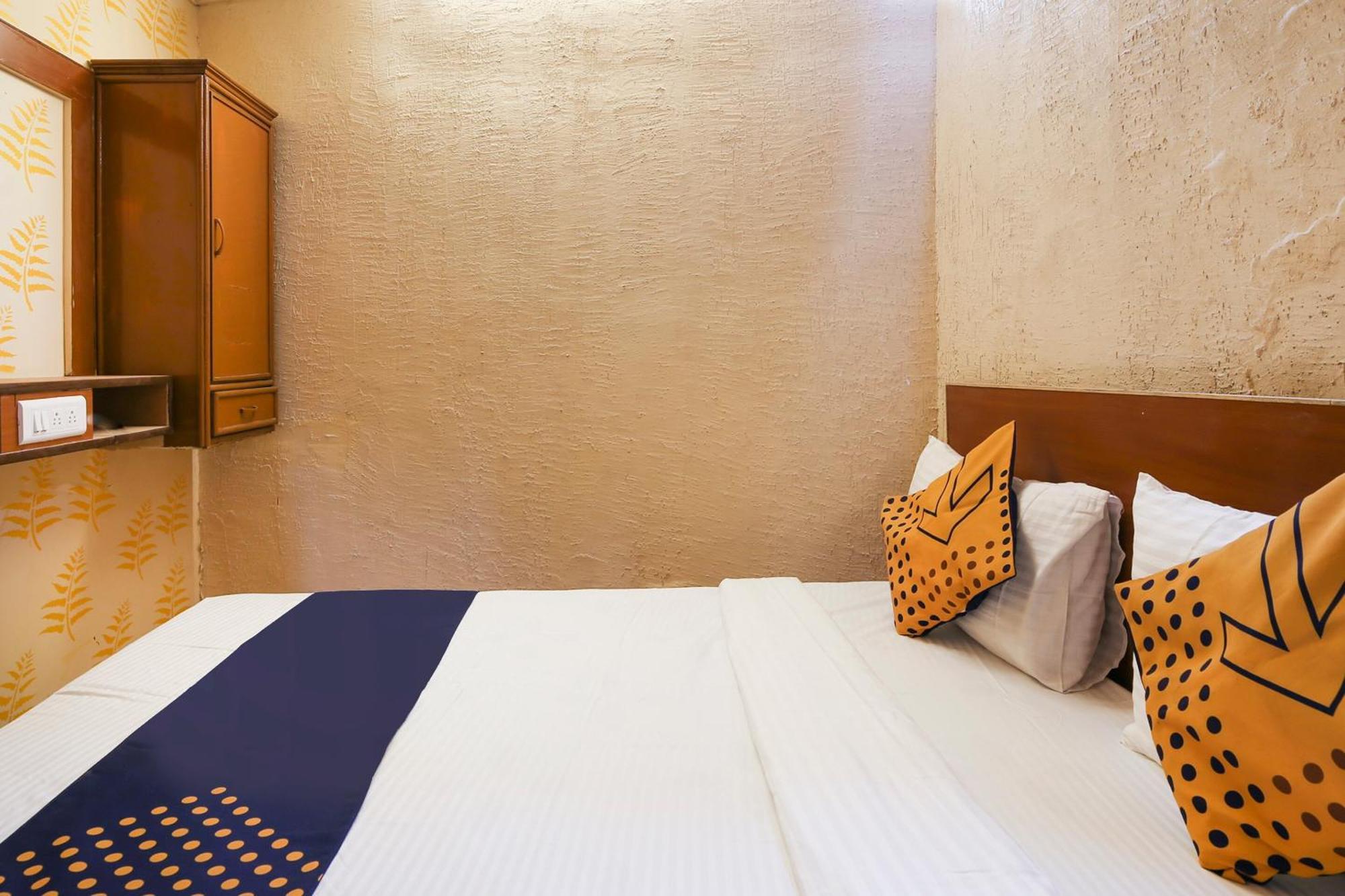 Hotel O Super Guest House Ahmedabad Ngoại thất bức ảnh